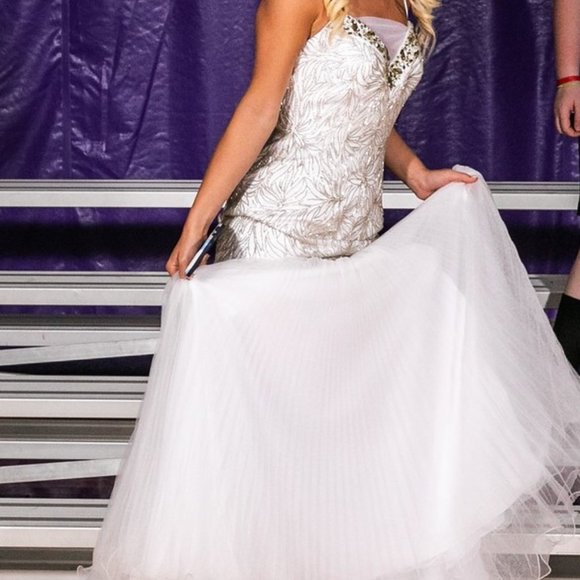 Sherri Hill | Dresses | Sherri Hill White And Gold Pageant And Prom Dress |  Poshmark